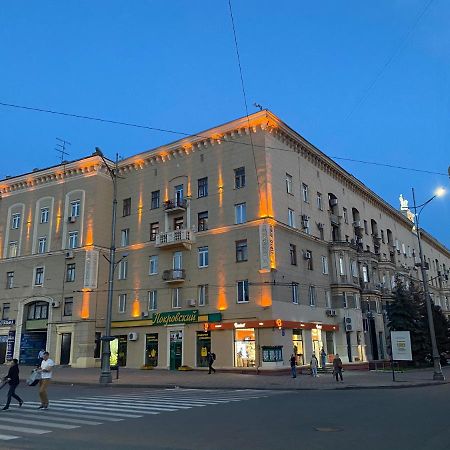 Modern Luxury Studio In The Center Of Kharkiv At Konstitutsii Square Экстерьер фото