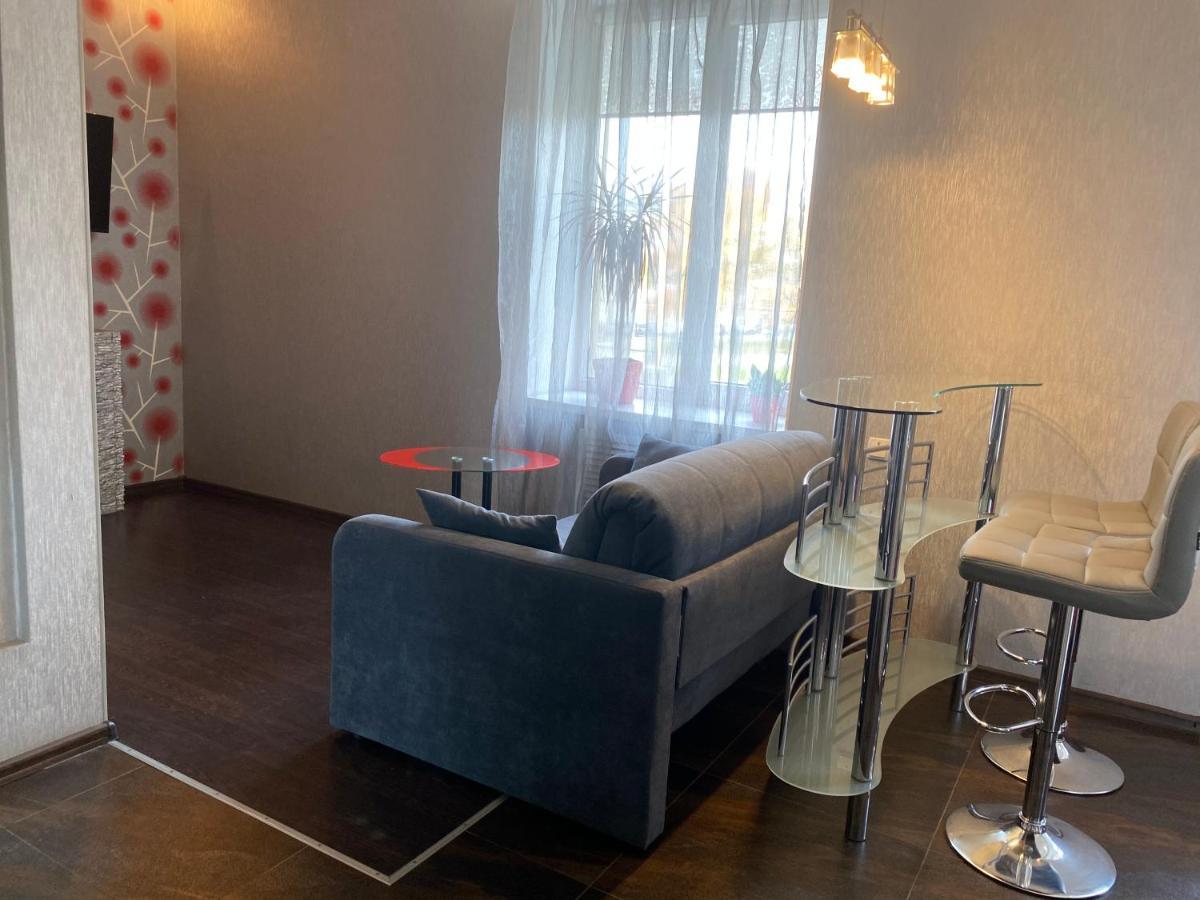 Modern Luxury Studio In The Center Of Kharkiv At Konstitutsii Square Экстерьер фото
